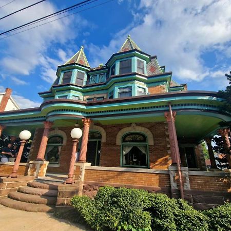 Vaast Bed & Breakfast Adamstown Экстерьер фото